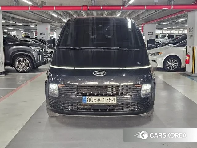 Hyundai Staria 2022 Черный из Кореи