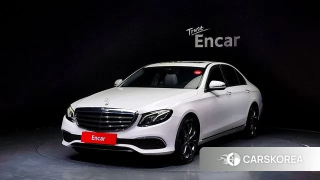 Mercedes-Benz E-Class W213 2019 Белый из Кореи