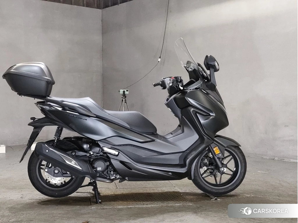 Проданный Honda FORZA 2018 из Японии