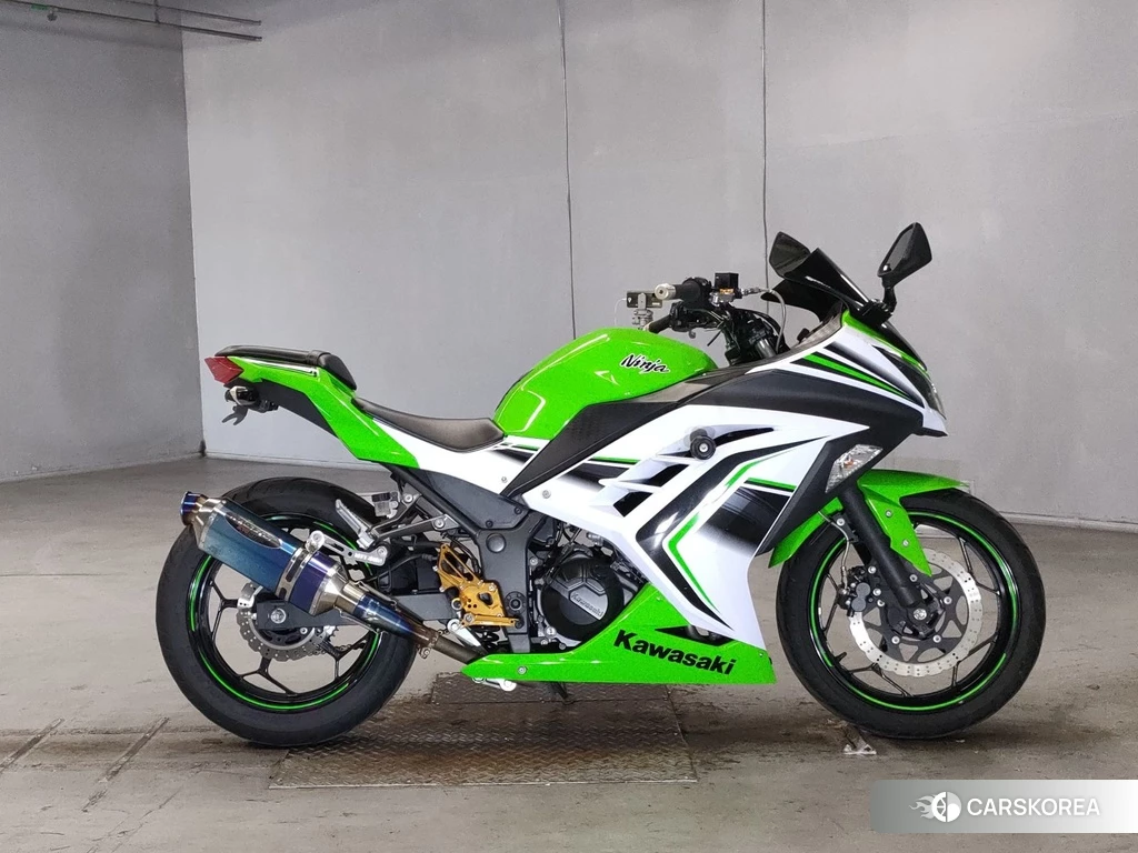 Проданный Kawasaki NINJA 250 2016 из Японии, фото 2