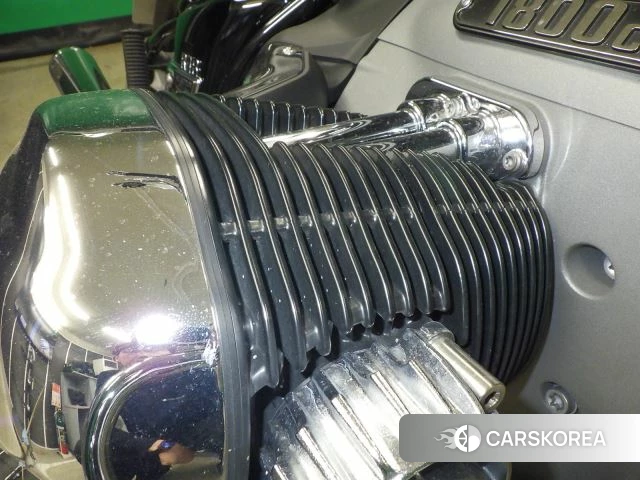 Engine photo