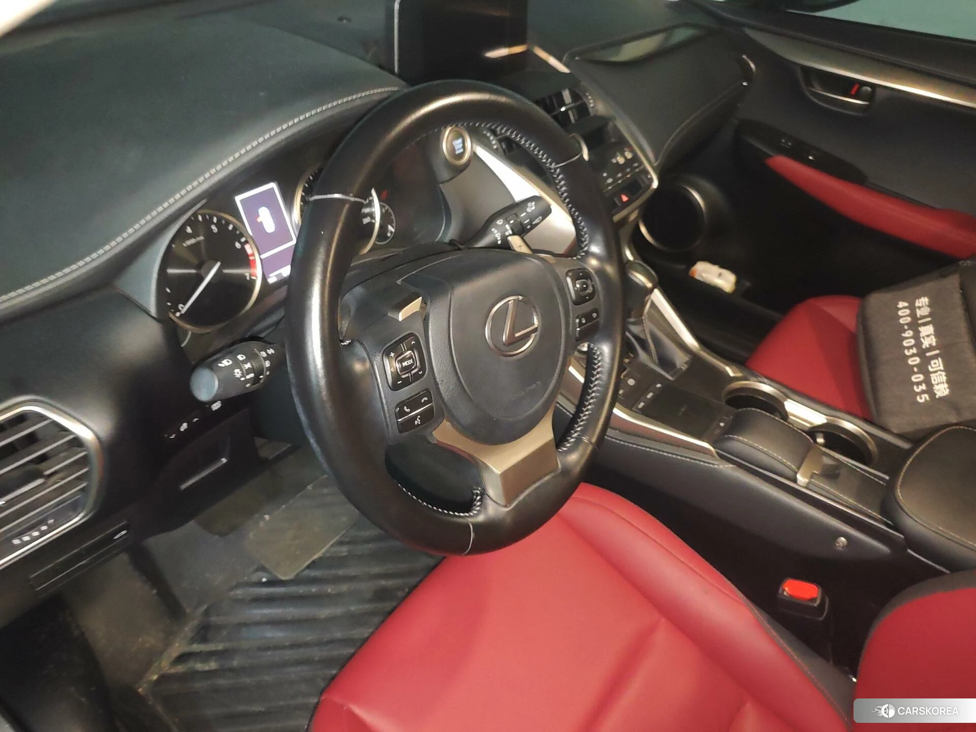 Lexus NX 2020 Серебристо-серый из Китая