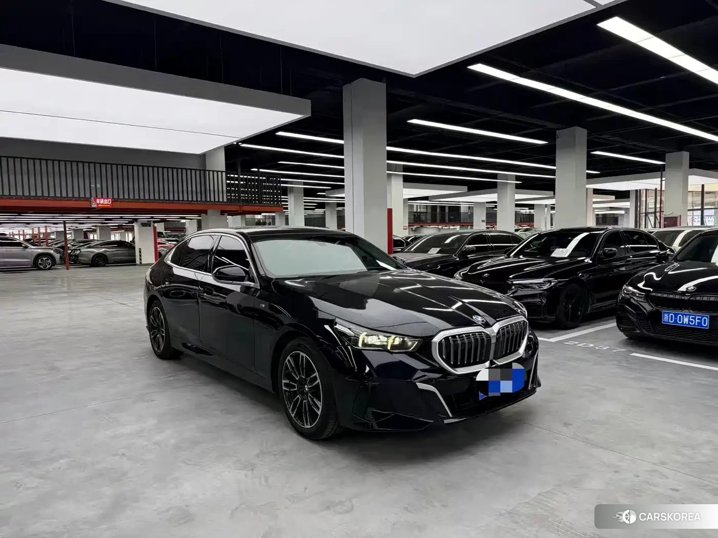 BMW 5 series 2024 Черный из Китая