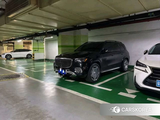 Mercedes-Benz Maybach GLS 2022 Черный из Китая