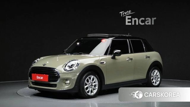 Mini Cooper 2019 Песочный из Кореи