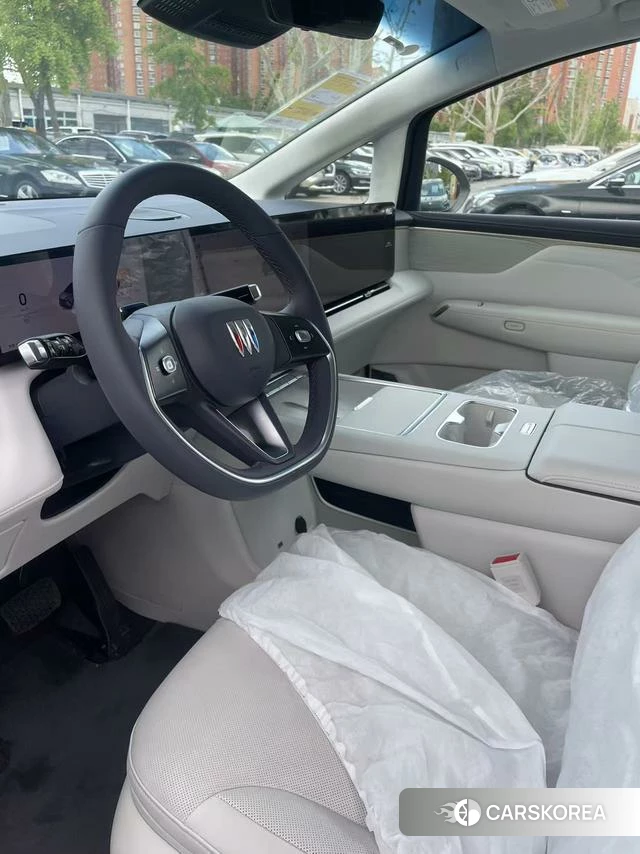 Buick Zhijing Family Pure Electric 2026 Серебристо-серый из Китая