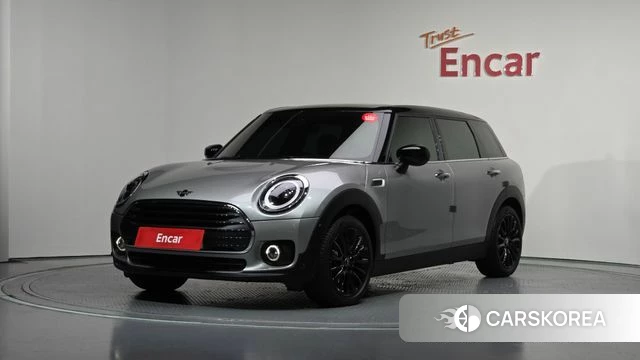 Mini Cooper Clubman 2024 Серебристо-серый из Кореи