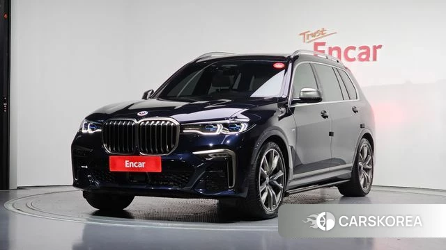 BMW X7 (G07) 2022 Черный из Кореи