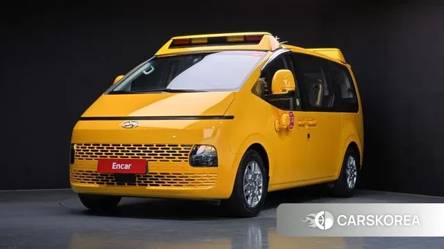 Hyundai Staria 2021 Желтый из Кореи