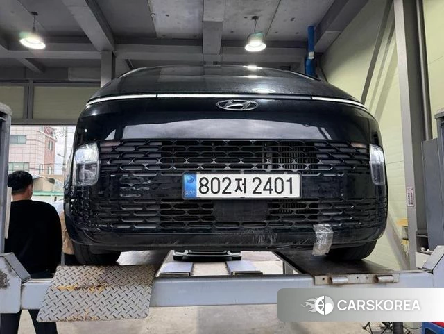 Hyundai Staria 2023 Черный из Кореи