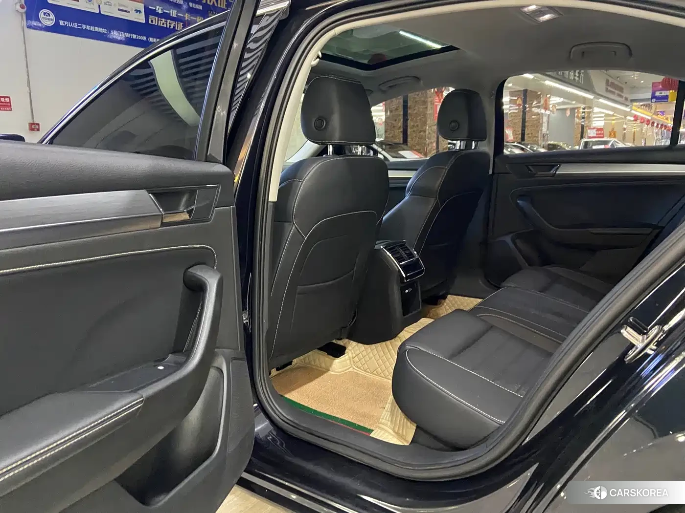 Skoda Superb 2022 Черный из Китая