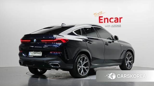 BMW X6 (G06) 2022 Черный из Кореи