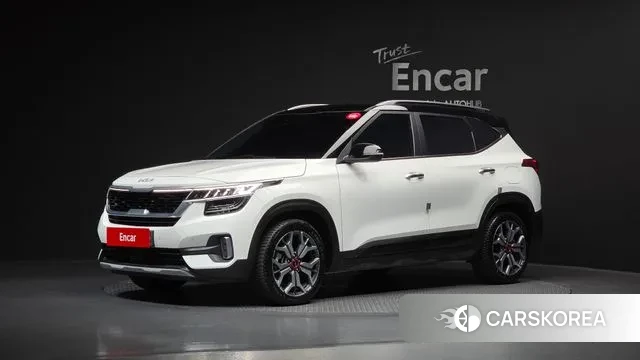 Kia Seltos 2022 Белый из Кореи
