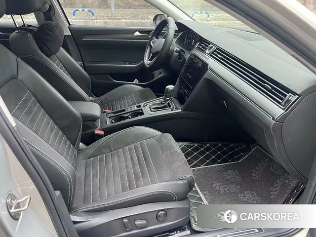 Volkswagen Magotan 2021 Шампань из Китая