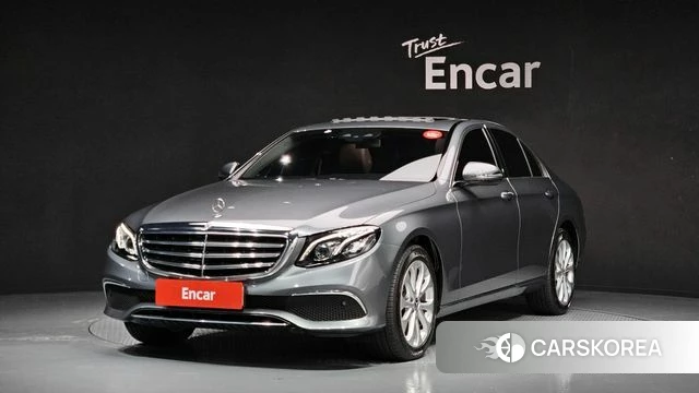 Mercedes-Benz E-Class W213 2018 Серый из Кореи