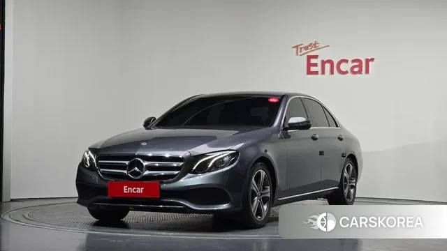 Mercedes-Benz E-Class W213 2018 Серый из Кореи