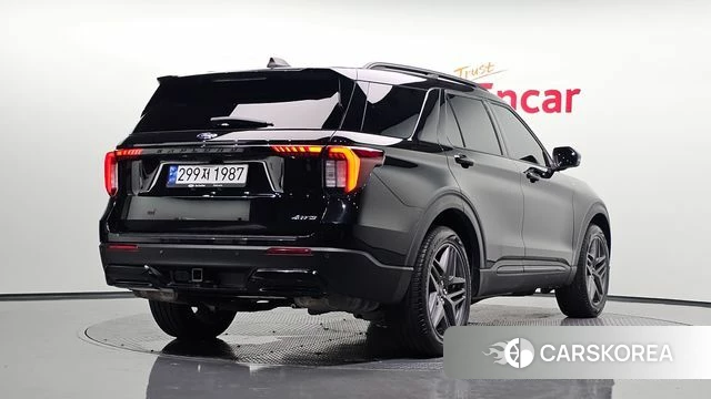 Ford Explorer 6th Generation 2025 Черный из Кореи