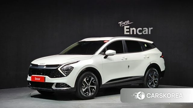 Kia Sportage 5th Generation Hybrid 2023 Белый из Кореи