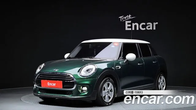 Mini Cooper 2018 Темно-зеленый из Кореи