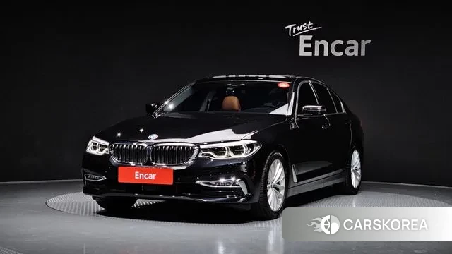 BMW 5 Series (G30) 2018 Черный из Кореи