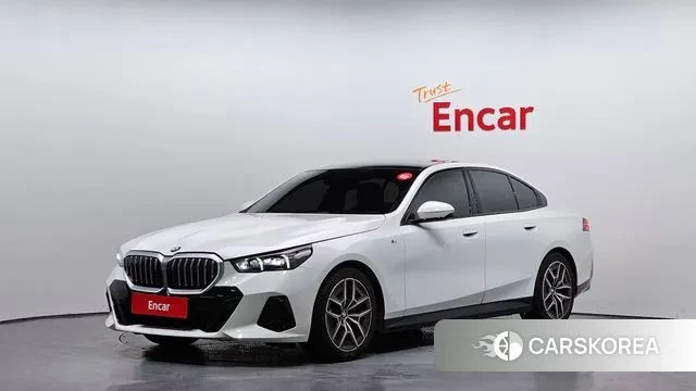 BMW 5 Series (G60) 2024 Белый из Кореи