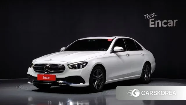 Mercedes-Benz E-Class W213 2022 Белый из Кореи