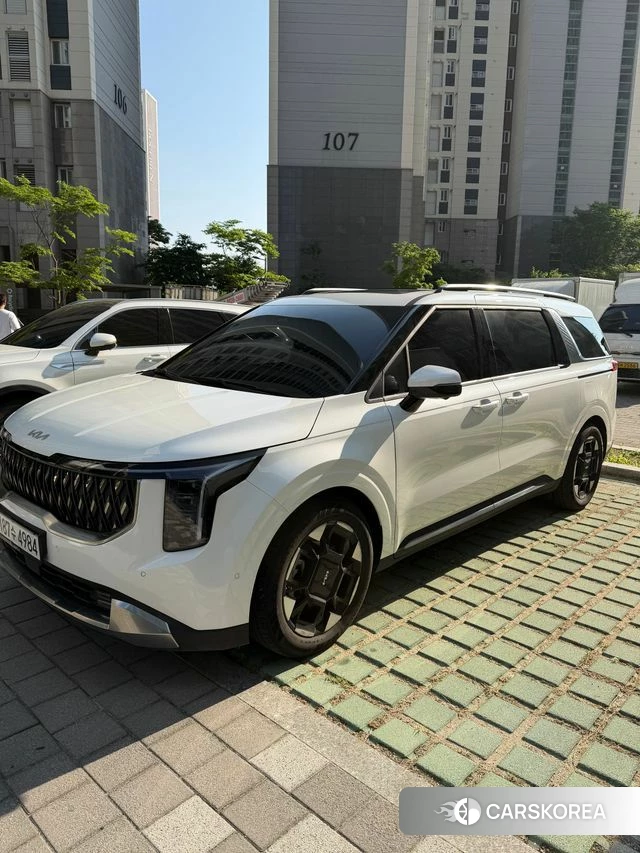 Kia The New Carnival 4th Generation 2024 Белый из Кореи