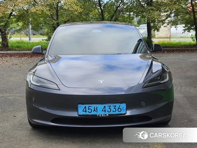 Tesla Model 3 2024 Серый из Кореи
