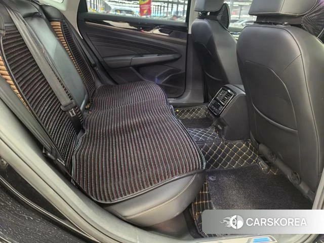 Volkswagen Passat PHEV 2021 Черный из Китая