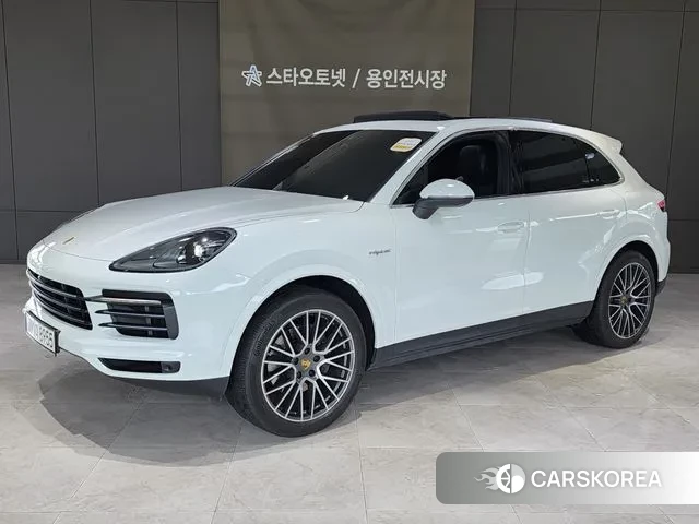 Porsche Cayenne (PO536) 2021 Белый из Кореи