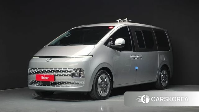 Hyundai Staria 2024 Серебряный из Кореи