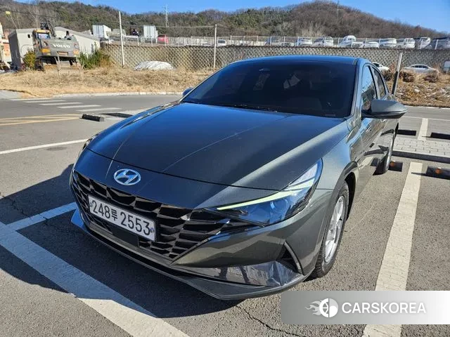 Hyundai Avante (CN7) 2020 Темно-зеленый из Кореи