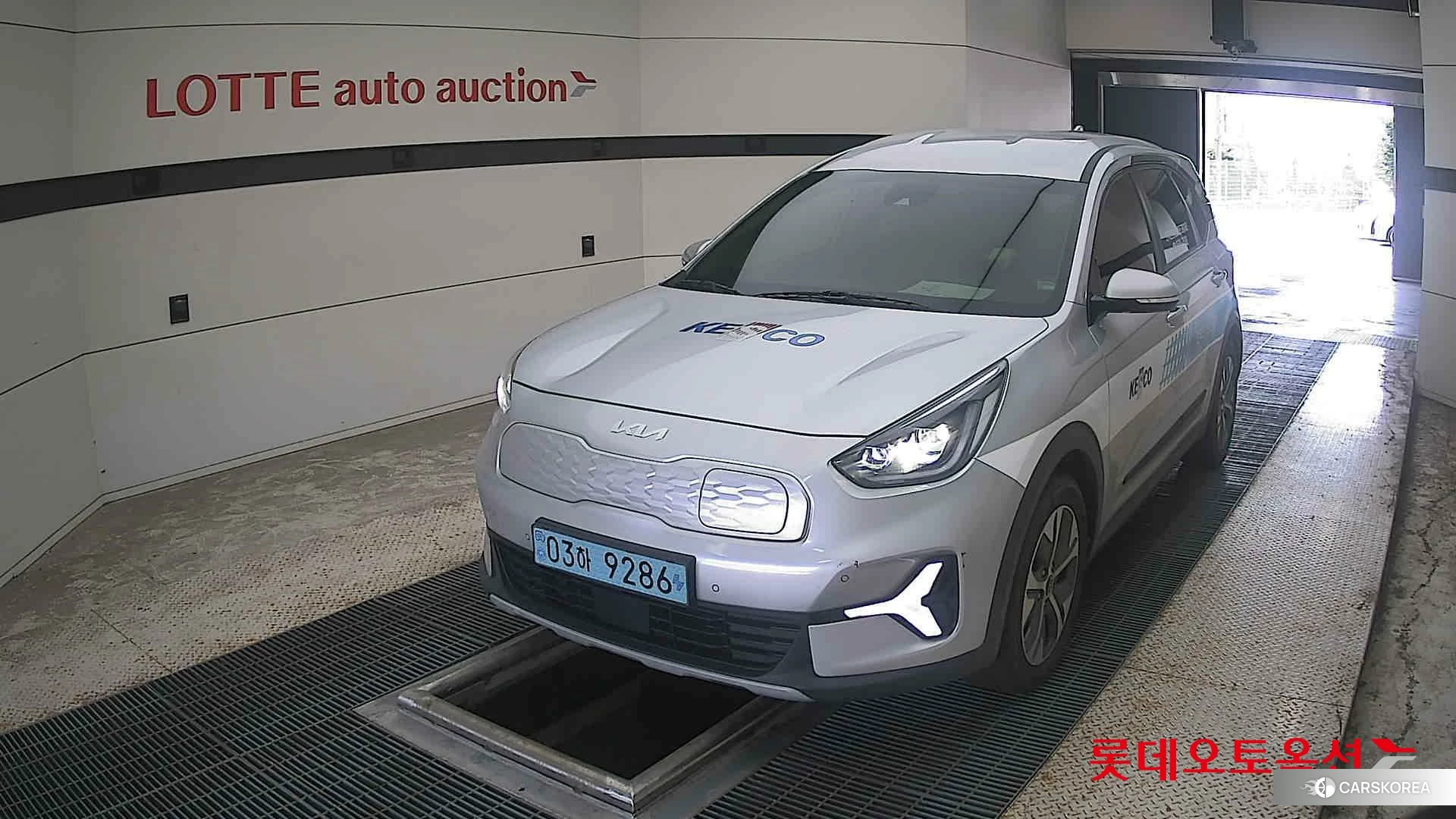 Kia Niro Plus 2023 Sparkling Silver из Кореи