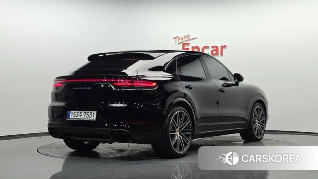 Porsche Cayenne (PO536) 2023 Черный из Кореи