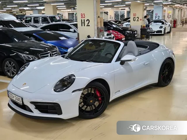 Porsche 911(992) 2023 Белый из Кореи