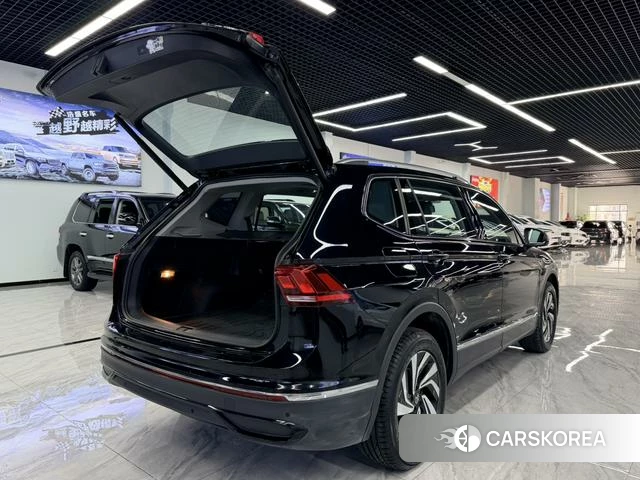 Volkswagen Tiguan L 2024 Черный из Китая