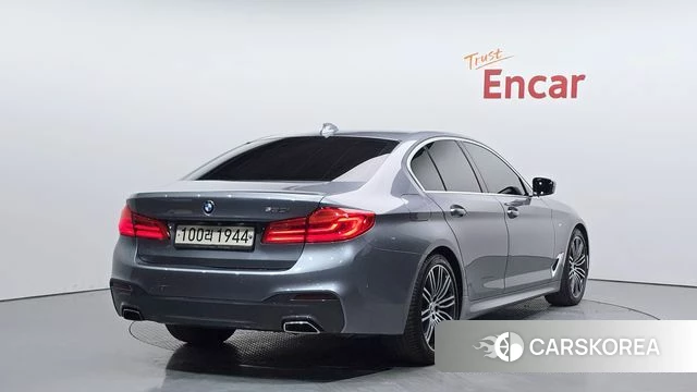 BMW 5 Series (G30) 2019 Серый из Кореи