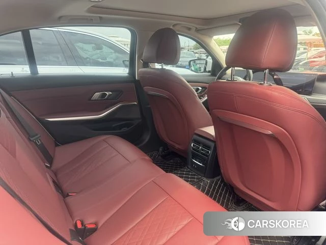 BMW 3 series 2022 Белый из Китая