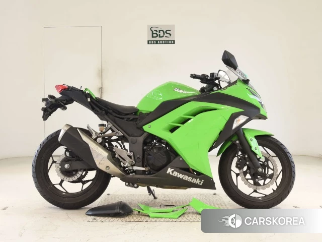Kawasaki NINJA 250 2015 из Японии, фото 2