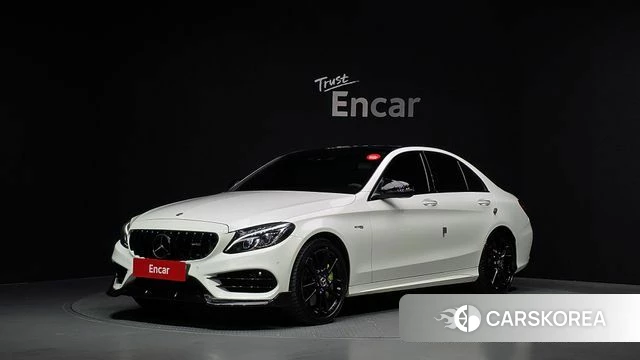 Mercedes-Benz C-Class W205 2018 Белый из Кореи