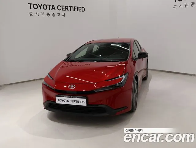 Toyota Prius 5th Generation 2024 Красный из Кореи