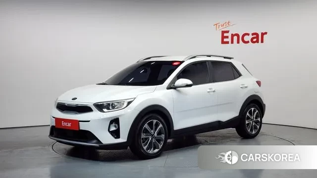 Kia Stonic 2018 Белый из Кореи