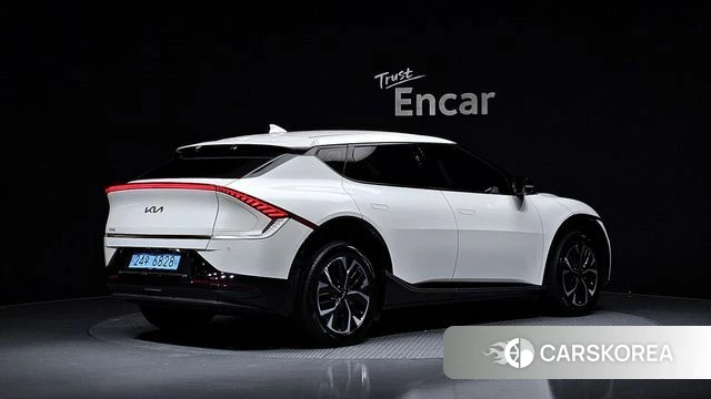 Kia EV6 2024 Белый из Кореи