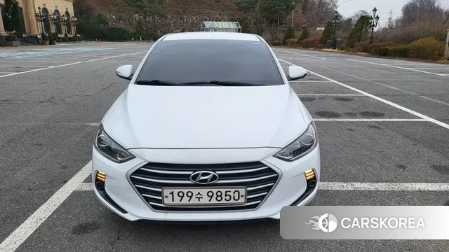 Hyundai Avante AD 2018 Белый из Кореи