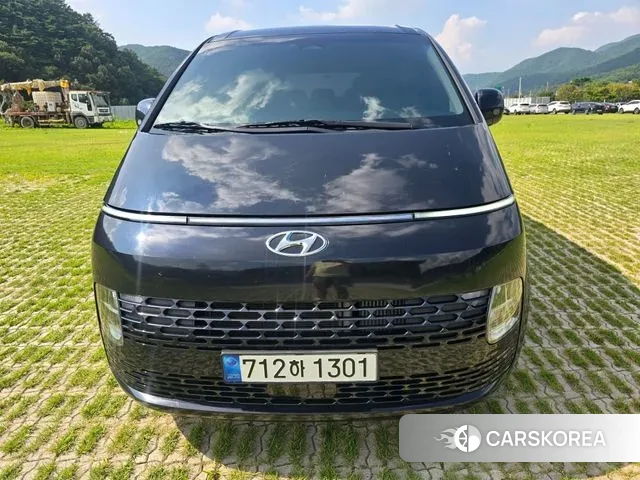 Hyundai Staria 2022 Черный из Кореи