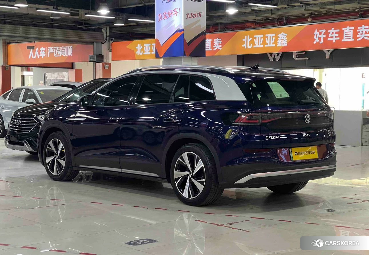 Volkswagen ID.6 X 2021 Синий из Китая