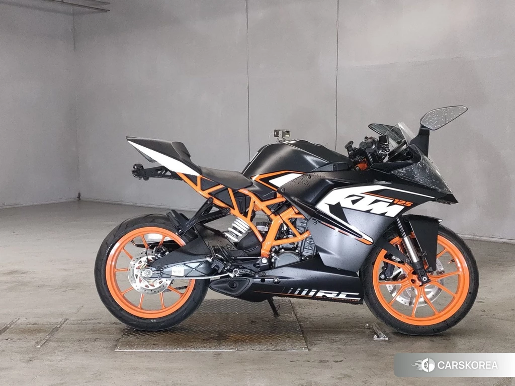 Проданный KTM RC 125 2015 из Японии