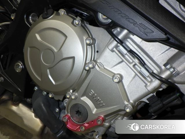 Engine photo