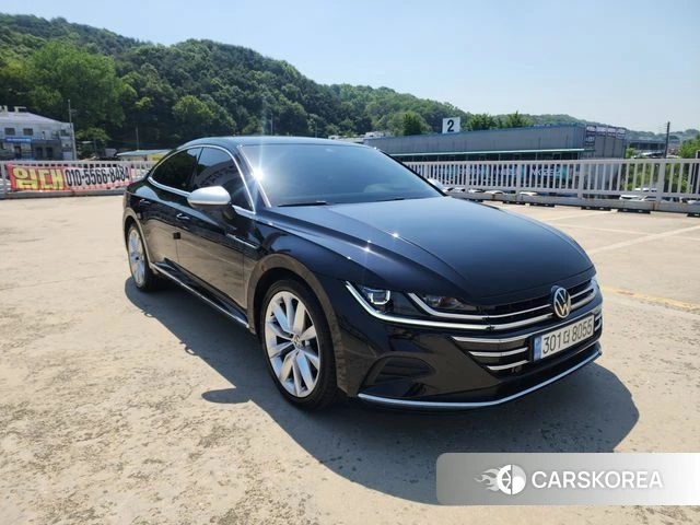 Volkswagen Arteon 2022 Черный из Кореи