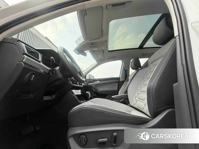 Volkswagen Tanyue 2023 Белый из Китая